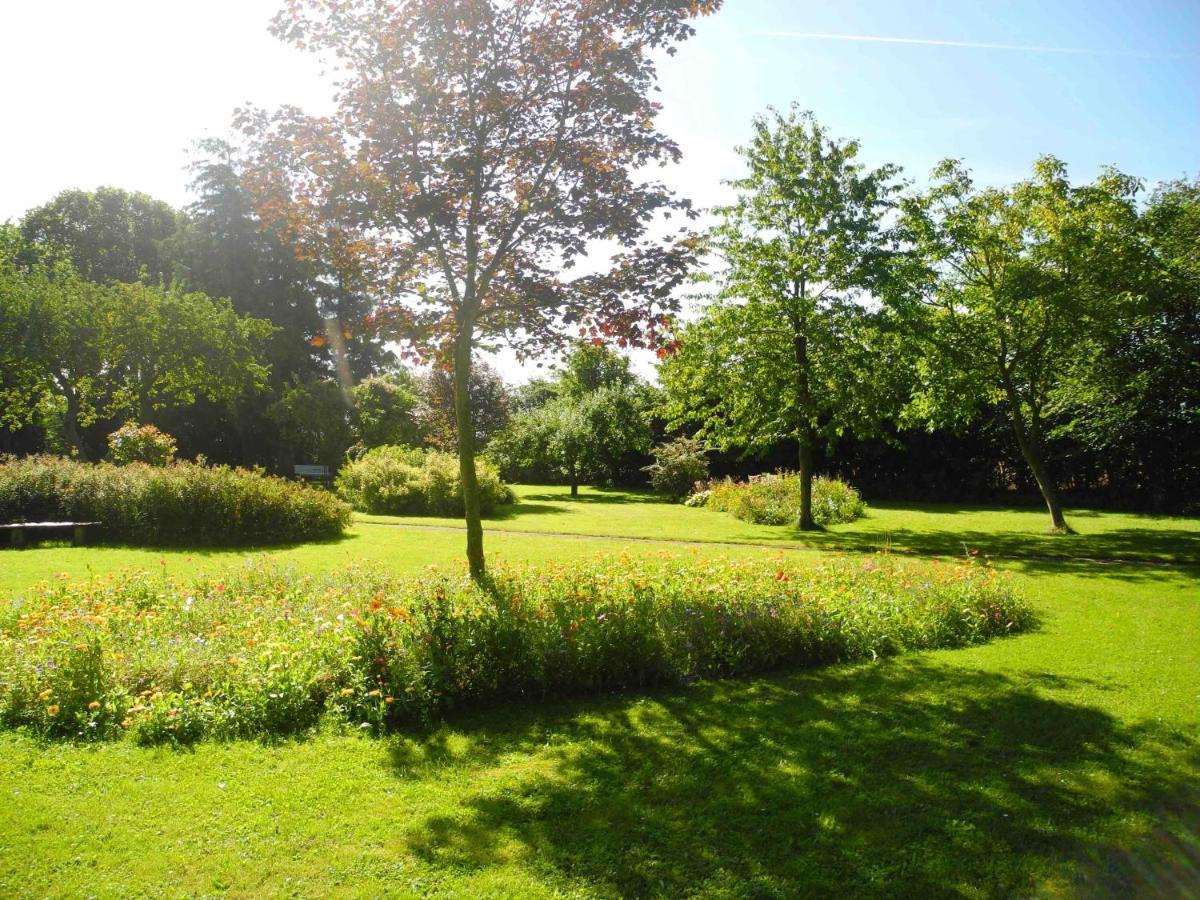 Inspiration Center Denmark, Bed & Breakfast มาริโบ ภายนอก รูปภาพ